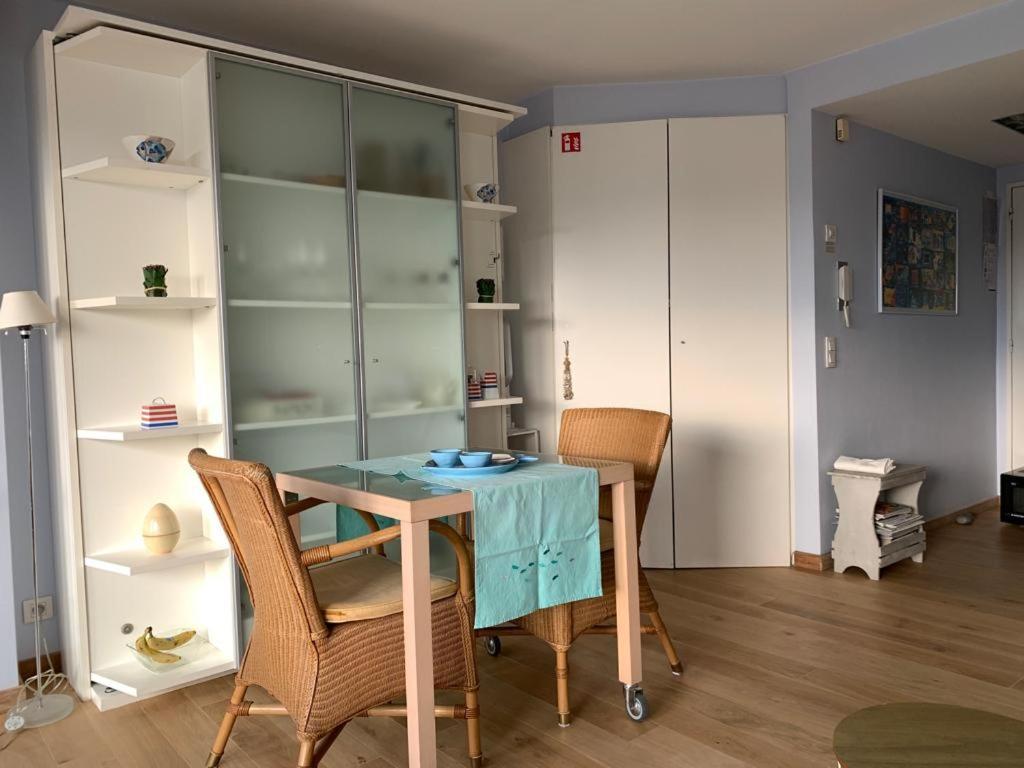 Sunny Studio With Seaview Knokke-Heist Buitenkant foto